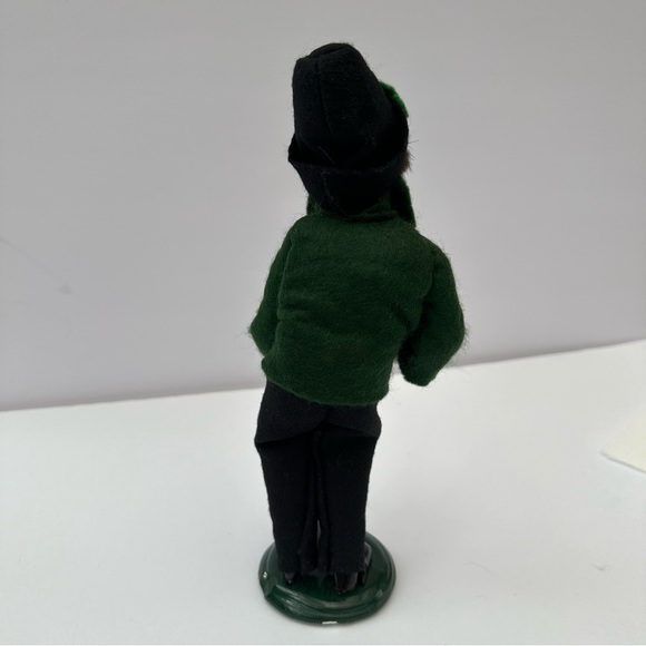 Byers Choice Carolers figurine Child with Fruit 1997 28/100 label - Picture 4 of 5